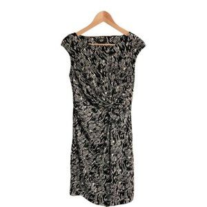 Women's Como Black Sleeveless Dress, Black and White Mid Length - Size Medium